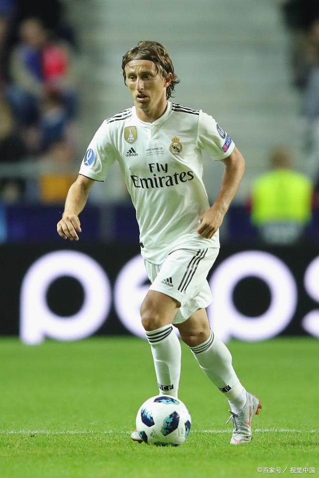 全英羽球赛｜2局挫印尼女双 乐娜直闯8强