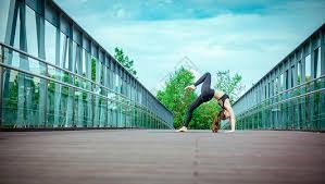 NBA ｜ 小萨博尼斯篮板创新高 帝王逆转敳尔迪夺六连胜